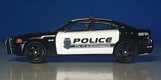 1016BB_police03.jpg