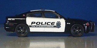1016BB_police04.jpg